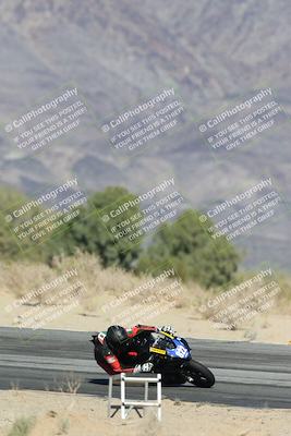 media/Dec-07-2025-CVMA (Sun) [[3e7d2de5dc]]/Race 7-Formula Lightweight Twins Shootout/